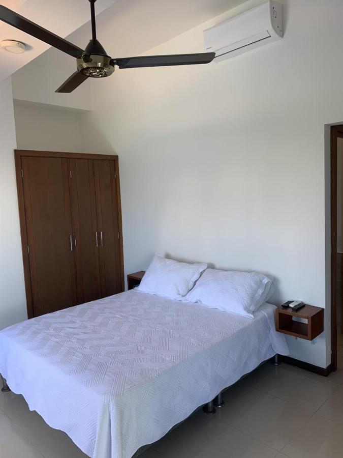 Apartamento Mirador Del Laguito Cartagena Eksteriør billede